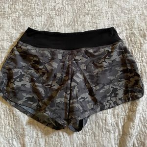 Rabbit Running shorts
